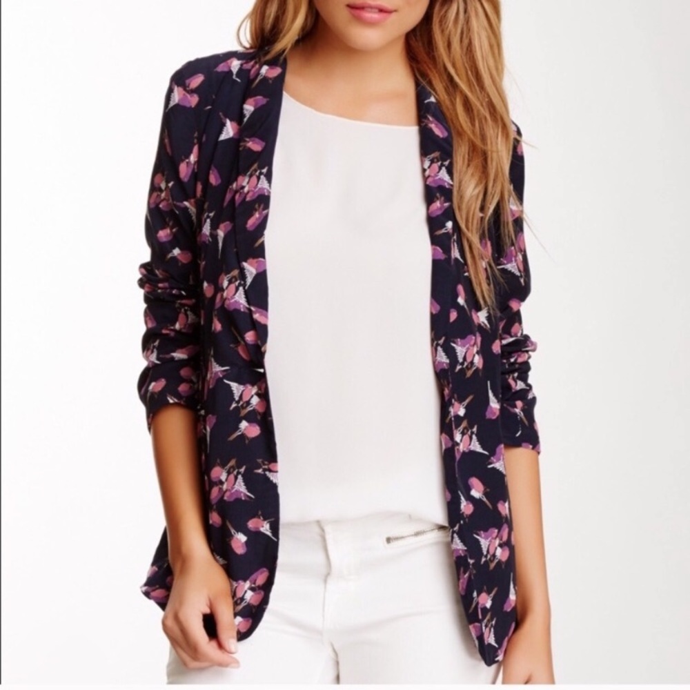 LUCCA COUTURE Silky Birds Blazer - Picture 2 of 11